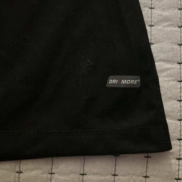 DanSkin Now Semi Fitted V-Neck T-Shirt - Picture 8 of 8